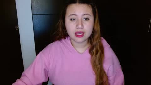 EIMY   MODEL INDEPENDENT online show from December 4, 4:10 am