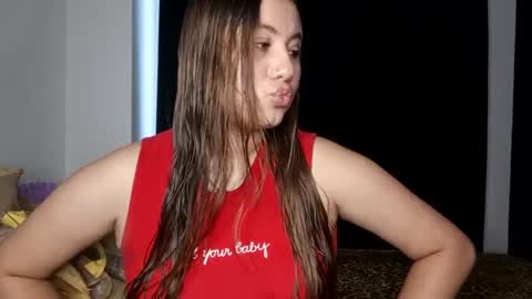 EIMY   MODEL INDEPENDENT online show from December 16, 10:34 pm