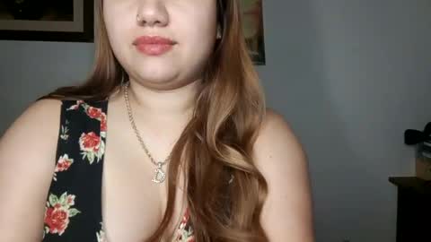 EIMY   MODEL INDEPENDENT online show from December 27, 5:52 am