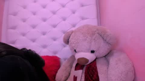 eimy online show from April 15, 3:30 pm