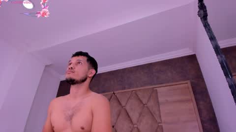 YG COUPLE online show from February 3, 2:53 am