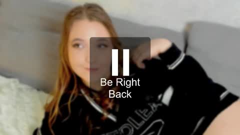 Snapshot of eirawise chatting on December 4, 4:05 pm EiraWise online show from December 4, 4:05 pm