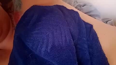 Snapshot of eireneninon chatting on February 27, 7:26 pm Eirene online show from February 27, 7:26 pm