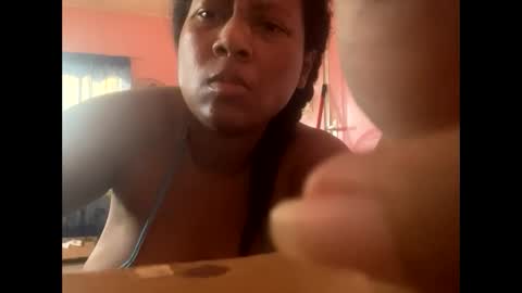 Eirondra Valeen online show from March 12, 10:54 am