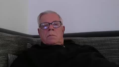 eisbaer1957 online show from November 30, 8:07 am