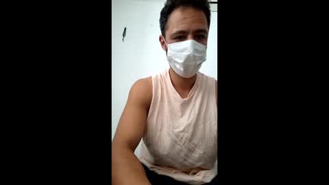 Snapshot of eitangalia chatting on April 25, 11:57 am davids show online show from April 25, 11:57 am