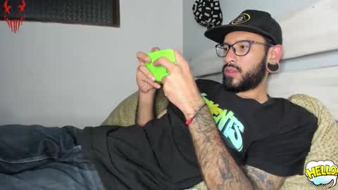 eithan_rune online show from January 18, 12:47 am