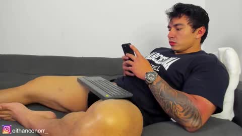 EITHAN CONOR online show from December 1, 3:00 am