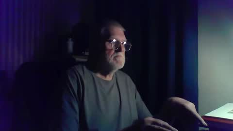 eketman1964 online show from November 16, 1:33 am