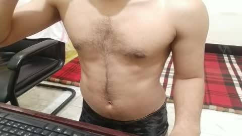 Snapshot of ekzxoxo chatting on March 7, 9:59 pm Ekz online show from March 7, 9:59 pm