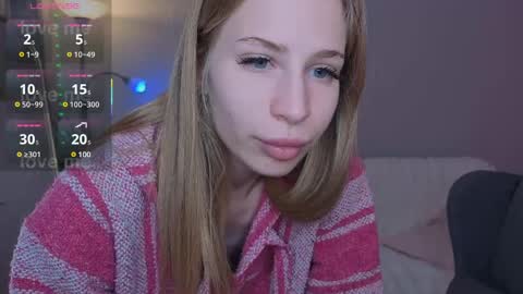 Snapshot of el1s_evans chatting on April 30, 9:59 am please read my bio there is information about private shows and about my personality online show from April 30, 9:59 am