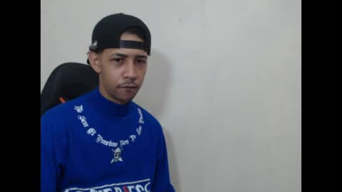 Snapshot of el_menor chatting on June 22, 4:53 am Instagram BelowAbajo online show from June 22, 4:53 am