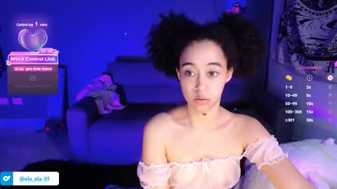 Snapshot of ela_0 chatting on December 13, 2:21 am Ela Help me reach 100 thumbs up online show from December 13, 2:21 am