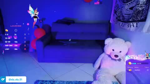 Snapshot of ela_0 chatting on January 8, 10:37 pm Ela Help me reach 100 thumbs up online show from January 8, 10:37 pm