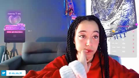 Snapshot of ela_0 chatting on January 12, 12:23 pm Ela Help me reach 100 thumbs up online show from January 12, 12:23 pm