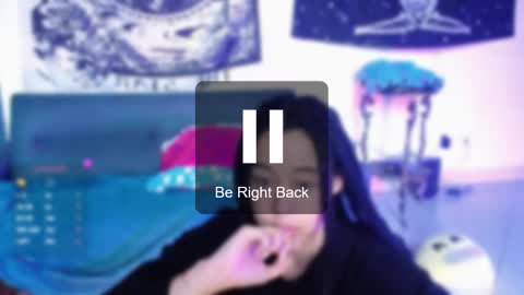 Snapshot of ela_0 chatting on January 29, 5:45 pm Ela Help me reach 100 thumbs up online show from January 29, 5:45 pm