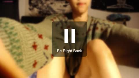 Snapshot of ela_0 chatting on February 3, 3:20 am Ela Help me reach 100 thumbs up online show from February 3, 3:20 am