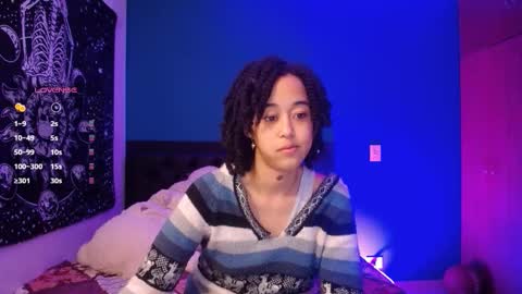 Snapshot of ela_0 chatting on October 19, 6:25 am Ela Help me reach 100 thumbs up online show from October 19, 6:25 am