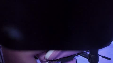 Snapshot of ela_garu_ chatting on March 4, 7:03 am Ela online show from March 4, 7:03 am