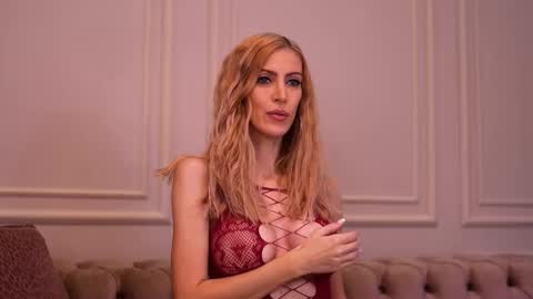 Ella online show from January 10, 6:04 am