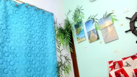 Snapshot of eladyrous98 chatting on February 26, 2:27 pm ladi online show from February 26, 2:27 pm