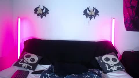 eli online show from February 13, 5:25 am