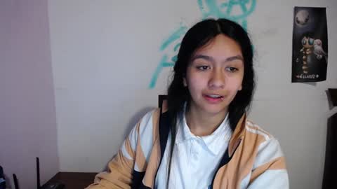 Snapshot of elaine_sun chatting on December 6, 4:03 am Elaine eli online show from December 6, 4:03 am