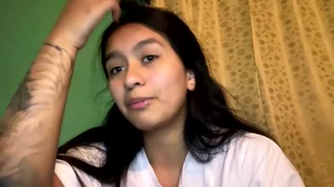 Snapshot of elaine_sun chatting on February 21, 5:35 am Elaine eli online show from February 21, 5:35 am