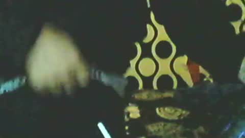 Snapshot of elallstar98 chatting on October 10, 10:47 am elallstar98 online show from October 10, 10:47 am