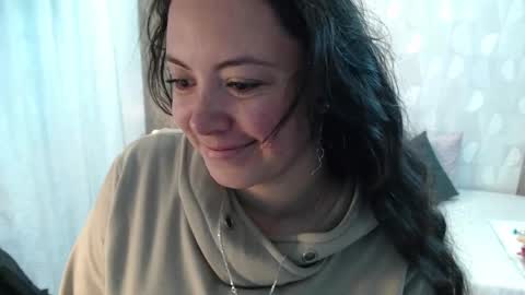 Snapshot of elamurray chatting on October 29, 11:01 am elamurray online show from October 29, 11:01 am