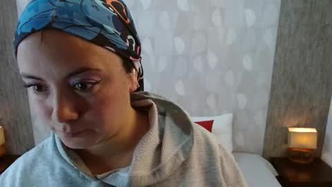 Snapshot of elamurray chatting on November 26, 11:11 am elamurray online show from November 26, 11:11 am