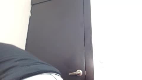 Snapshot of elamurray chatting on November 27, 11:12 am elamurray online show from November 27, 11:12 am