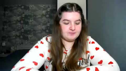 Elanis online show from March 3, 4:56 pm