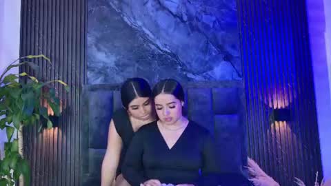 elara_and_amber online show from June 7, 2:05 am