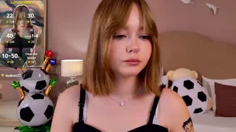 elaravance online show from July 3, 5:47 am