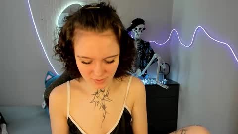 elastikiss online show from March 16, 5:44 am