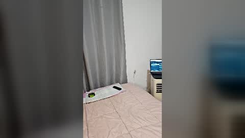 Snapshot of elberjimenes97 chatting on July 25, 10:40 pm elberjimenes97 online show from July 25, 10:40 pm