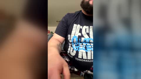 Snapshot of elboricua7878962577 chatting on February 23, 5:21 pm elboricua7878962577 online show from February 23, 5:21 pm