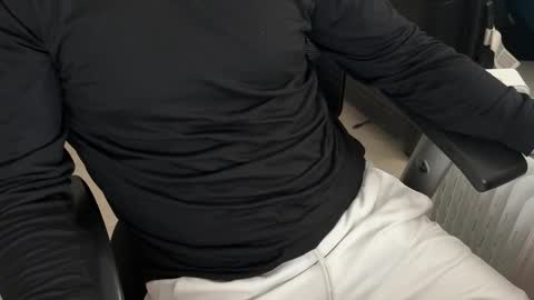 Snapshot of elc_2 chatting on February 14, 1:51 pm elc_2 online show from February 14, 1:51 pm