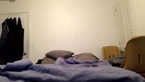 elckdog online show from October 27, 5:00 am