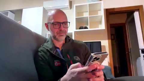 Snapshot of eldiablo844 chatting on January 31, 7:51 pm Eldiablo844 online show from January 31, 7:51 pm