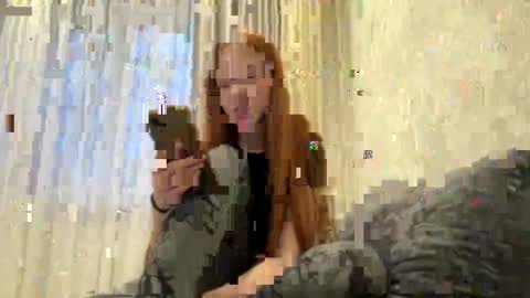 Lois online show from April 6, 3:46 pm