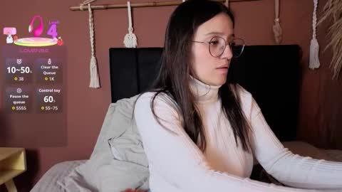 Elecktra online show from February 5, 7:51 pm