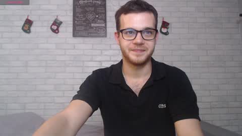 Snapshot of electric_smile chatting on January 4, 5:16 pm Alex online show from January 4, 5:16 pm