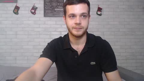 Snapshot of electric_smile chatting on January 8, 10:16 pm Alex online show from January 8, 10:16 pm