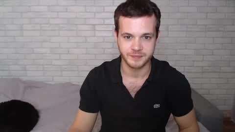 Snapshot of electric_smile chatting on October 5, 1:53 pm Alex online show from October 5, 1:53 pm