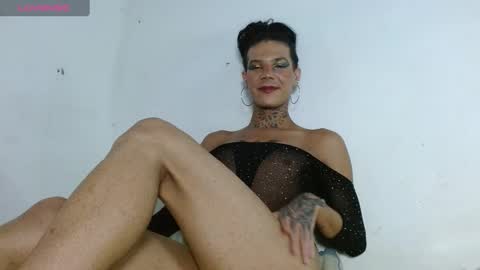 Snapshot of eleg_ochoa7 chatting on March 1, 5:27 pm eleg_ochoa7 online show from March 1, 5:27 pm