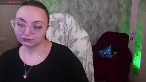  Rachel online show from December 3, 10:39 am