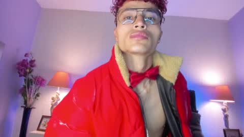 Snapshot of elegant_wolf chatting on January 8, 2:25 am Elegant online show from January 8, 2:25 am