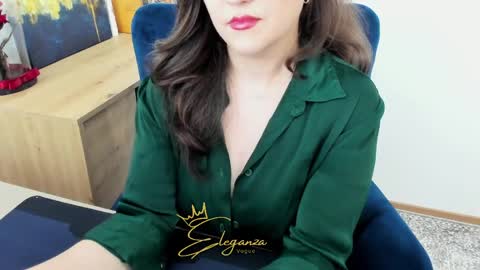 eleganzavogue online show from June 2, 3:25 pm